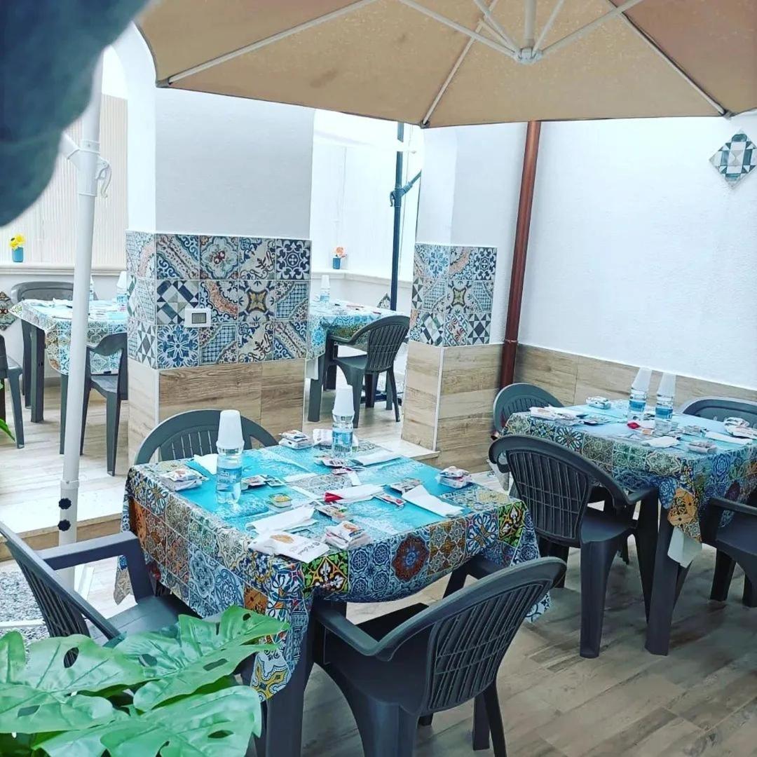 B&B Stella Maris Trapani Centro Exteriör bild